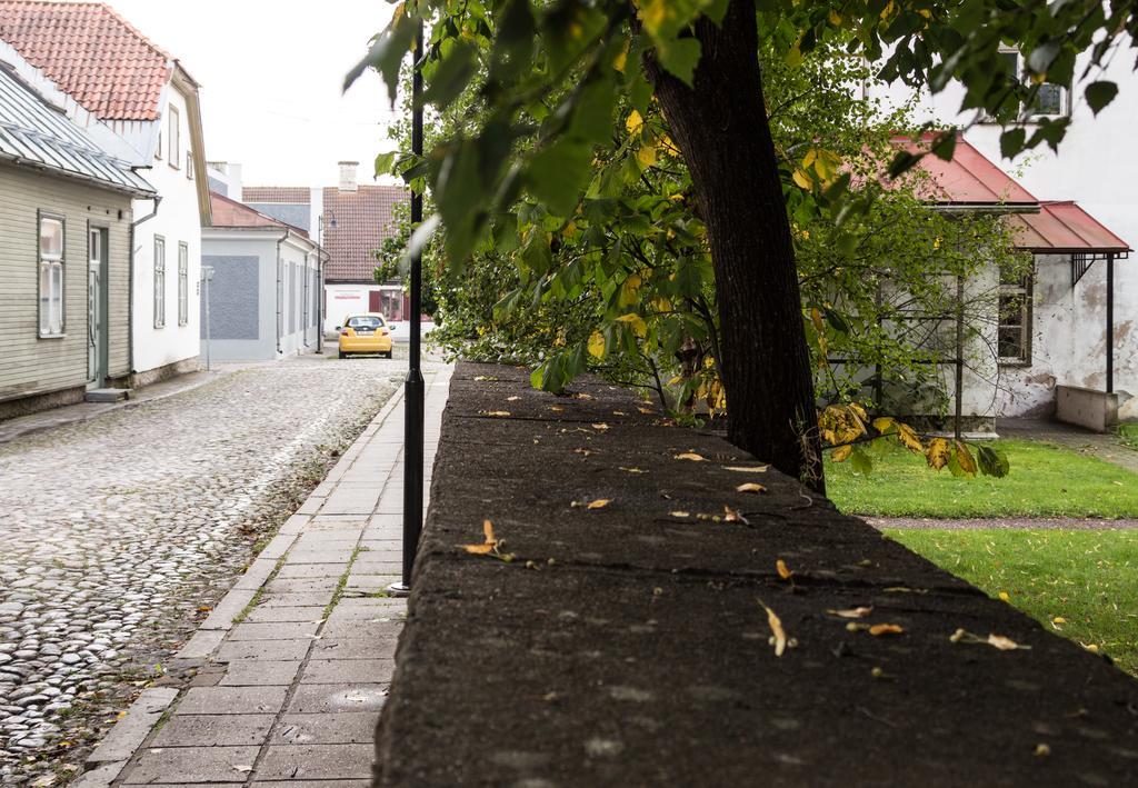 Kohtu Apartment Unique Kuressaare Eksteriør billede